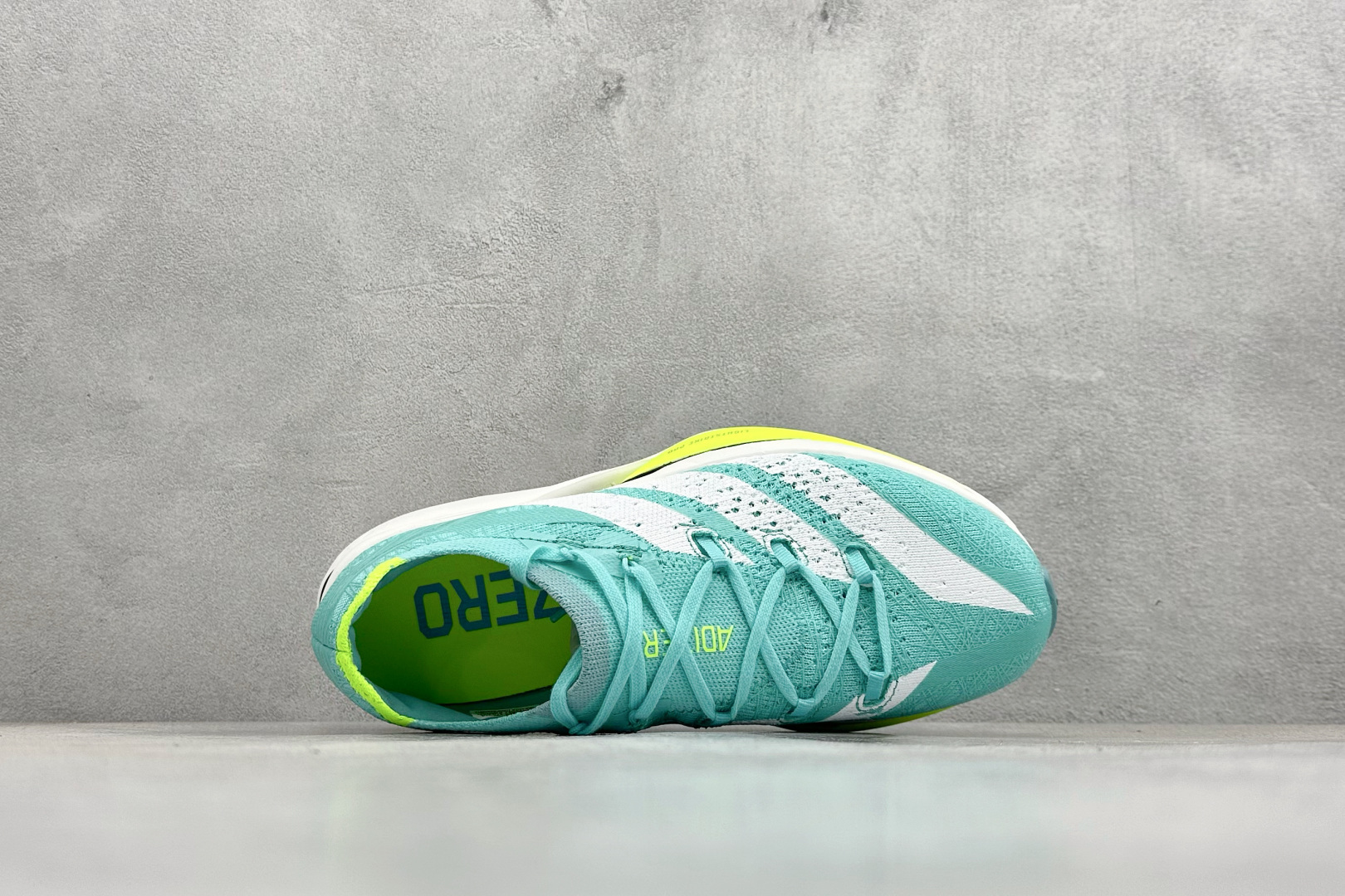 210 AdidAdizero Prime X 3 Strung 阿迪防滑耐磨舒适跑步鞋 JR2598