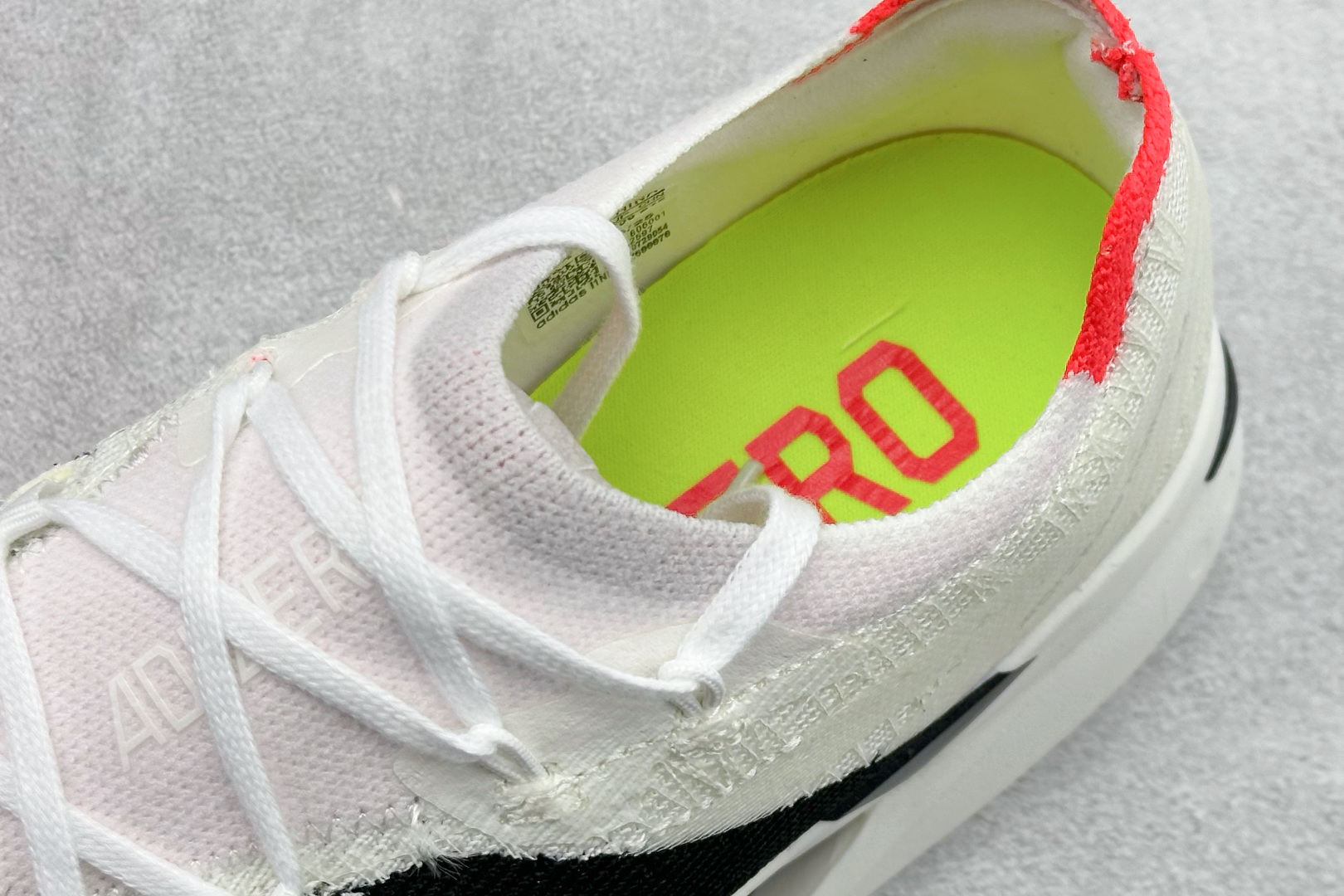 210 AdidAdizero Prime X 3 Strung 阿迪防滑耐磨舒适跑步鞋 JR2597