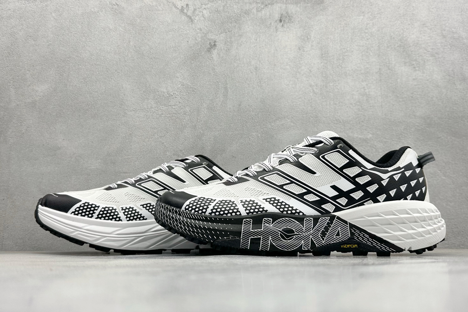 220 BF版HOKA SPEEDGOAT 2 轻量低帮户外越野运动跑鞋 1162710/BKFN