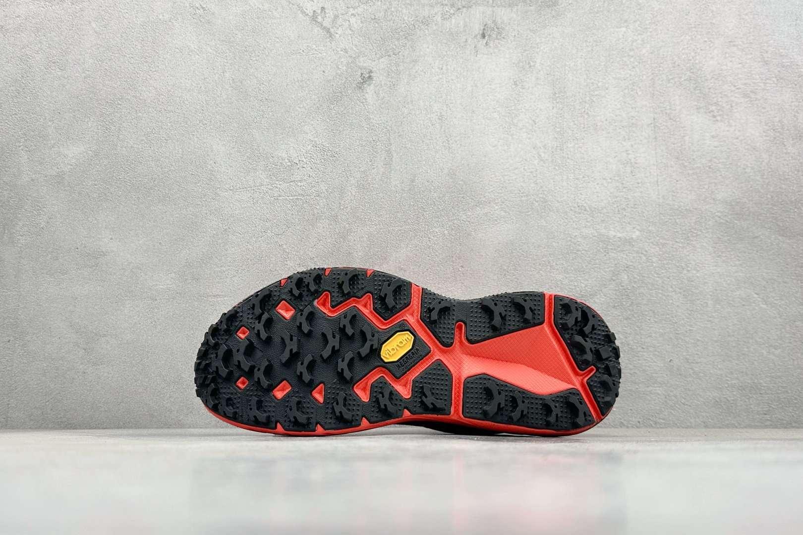 220 BF版HOKA SPEEDGOAT 2 轻量低帮户外越野运动跑鞋 1162710/TLCT