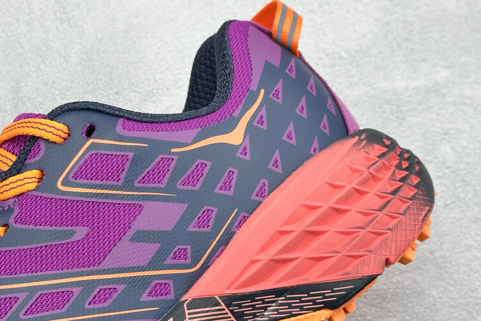 220 BF版HOKA SPEEDGOAT 2 轻量低帮户外越野运动跑鞋 1162710/WRC