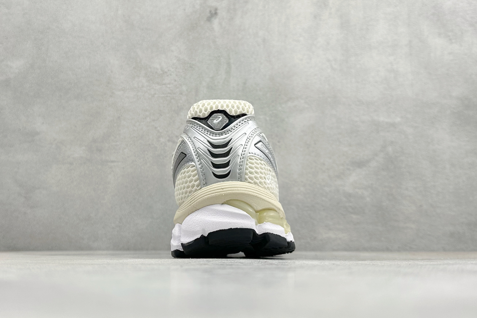 200 CH版Asics Gel-Kayano 12.1 亚瑟士 运动休闲透气专业跑鞋 1203A555-100