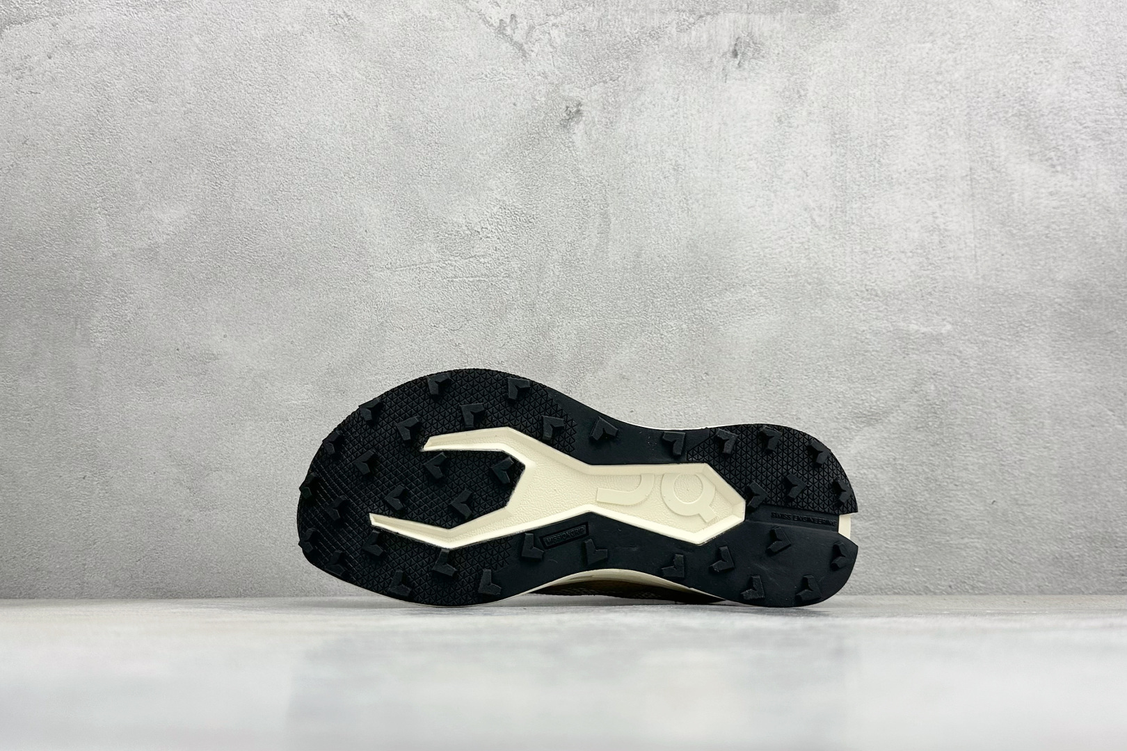 170 XD版On昂跑 Cloud 3 户外街头机能风跑步鞋 3WF30233627