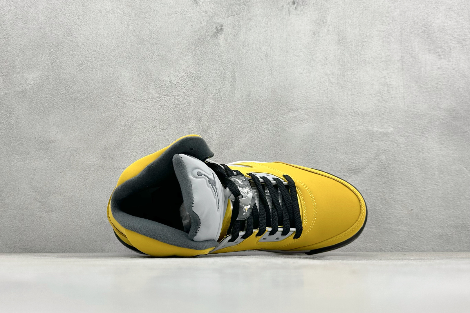 280 KW版Air Jordan 5 Retro”Tokyo”T23 乔丹5代东京联名黄黑 高帮篮球鞋 IO3372-700