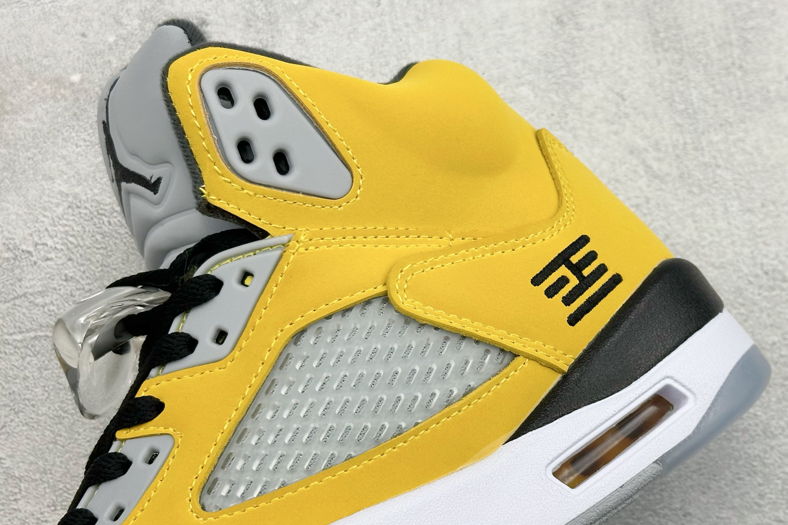 280 KW版Air Jordan 5 Retro”Tokyo”T23 乔丹5代东京联名黄黑 高帮篮球鞋 IO3372-700