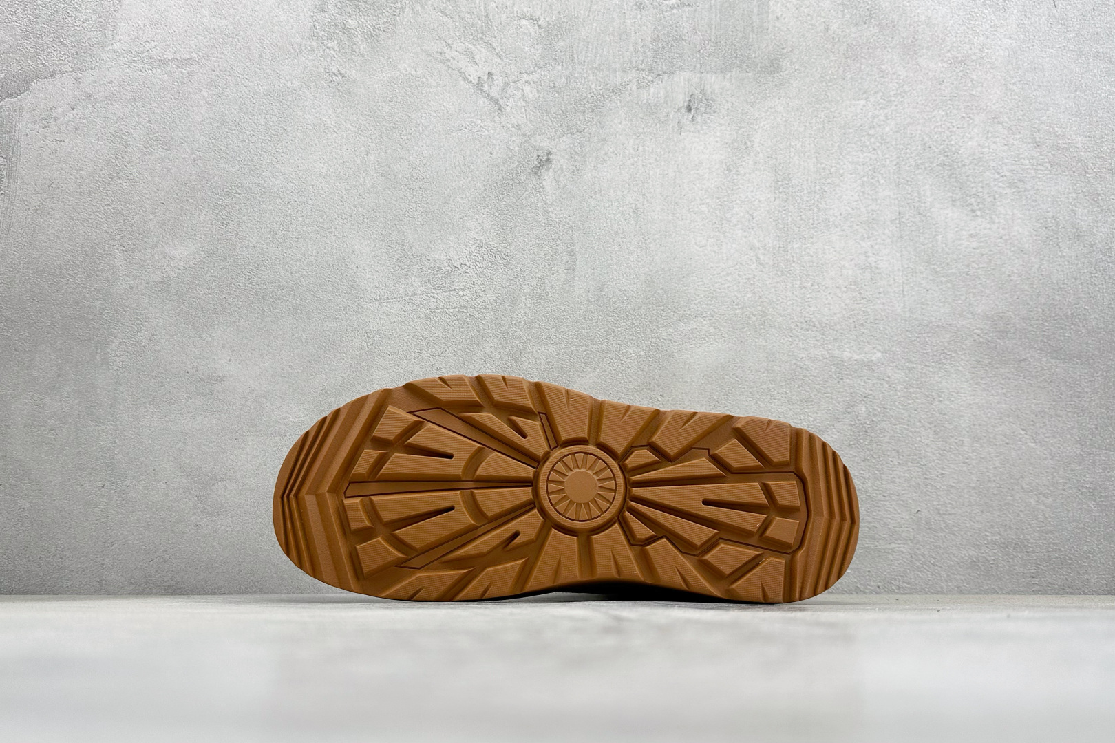 280 UGGTasman Weather Hybrid 塔斯曼混合系列轻量休闲鞋 U6338