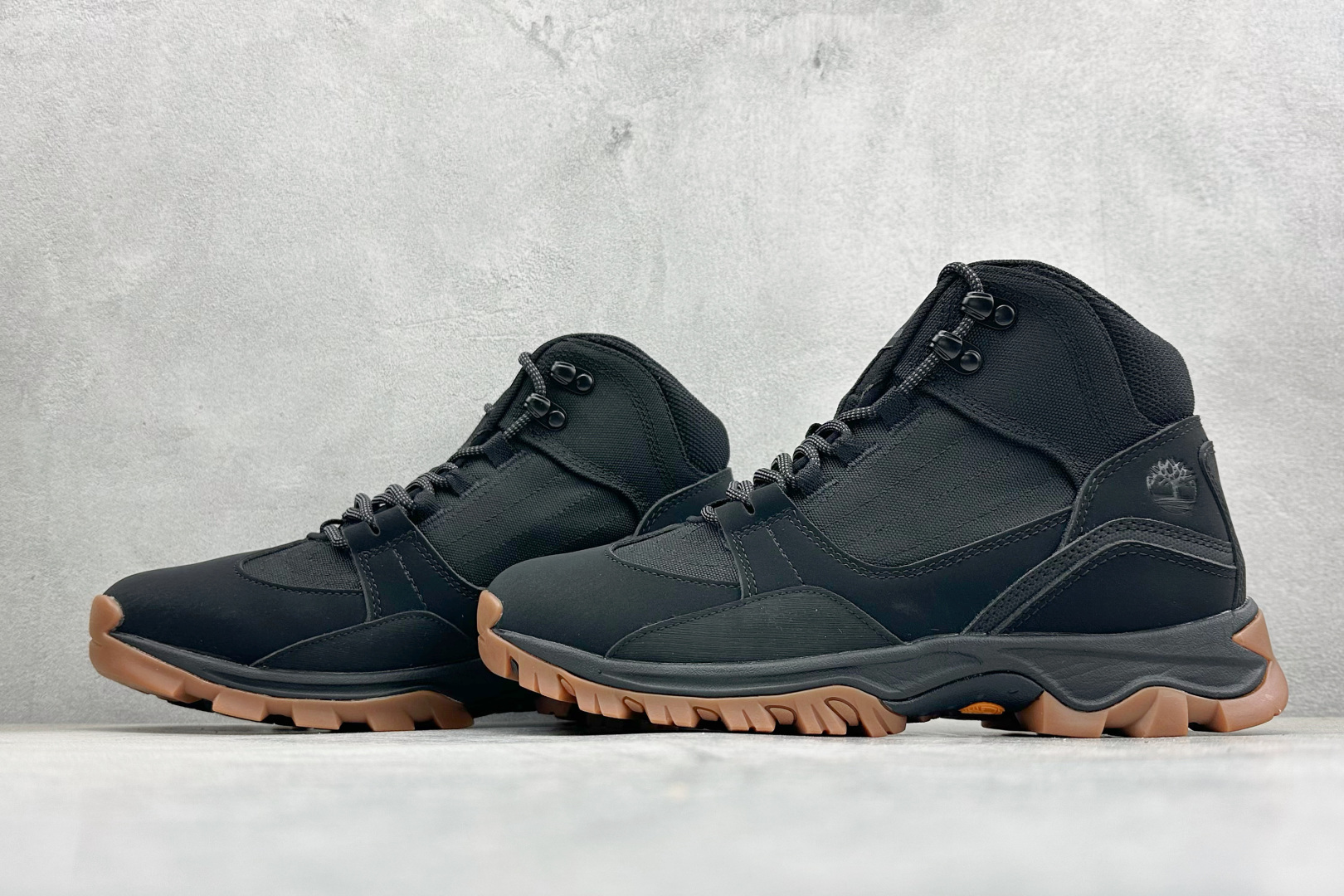 240 Timberland 添柏岚 Madds 户外休闲工装靴 冬季保温久穿耐磨 TB0A68MR