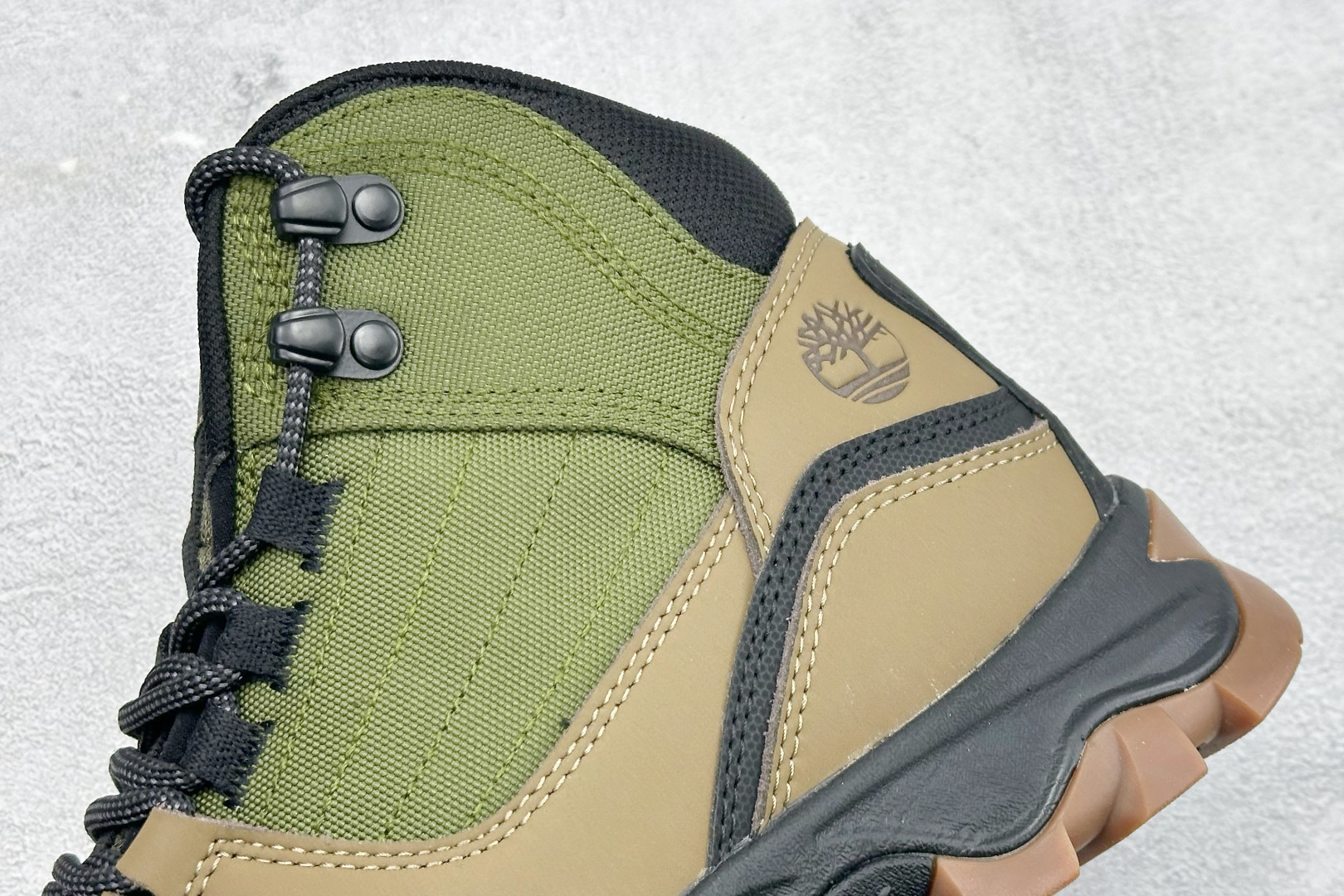 Timberland 添柏岚 Madds 户外休闲工装靴 冬季保温久穿耐磨 TB0A68BNN