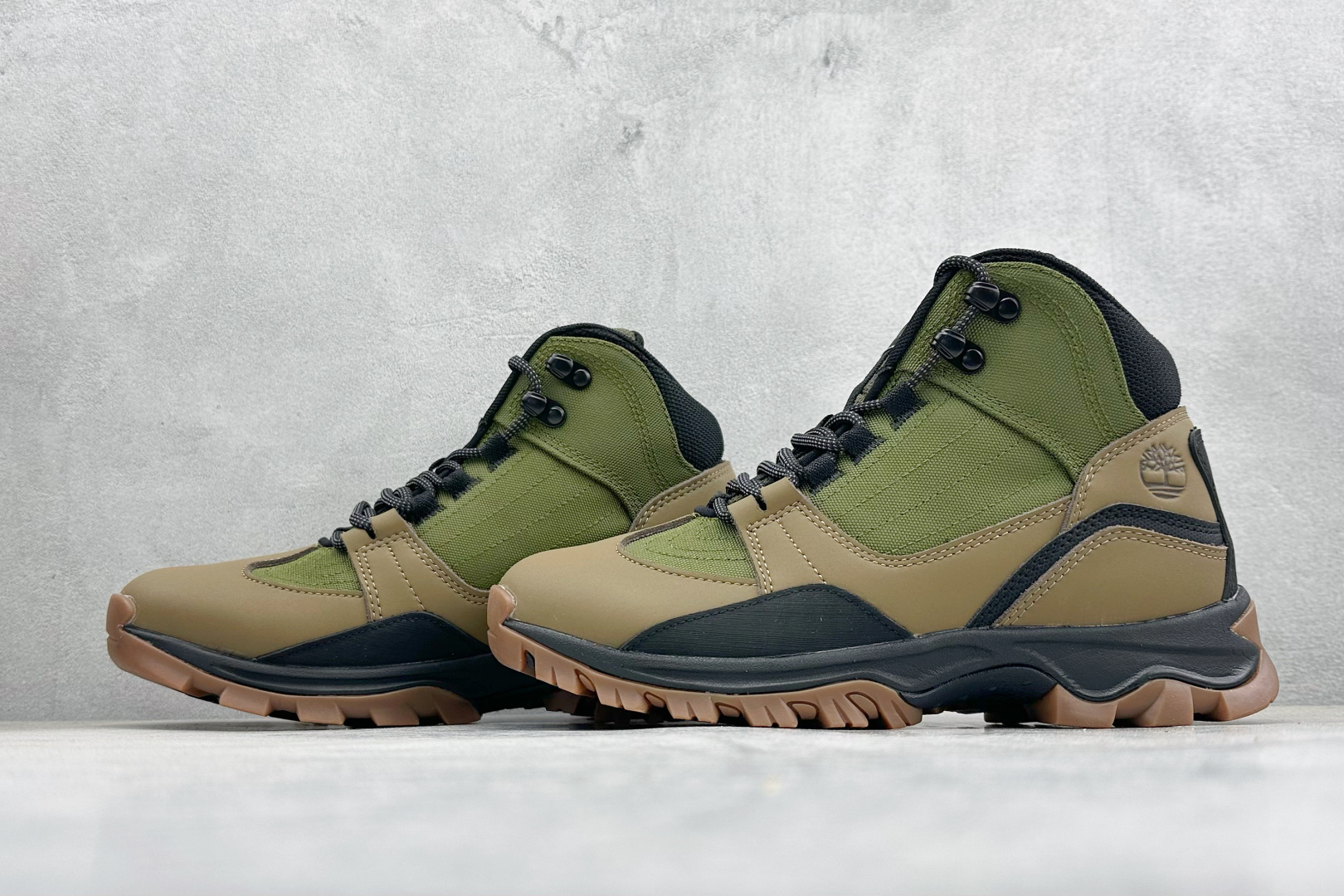 Timberland 添柏岚 Madds 户外休闲工装靴 冬季保温久穿耐磨 TB0A68BNN