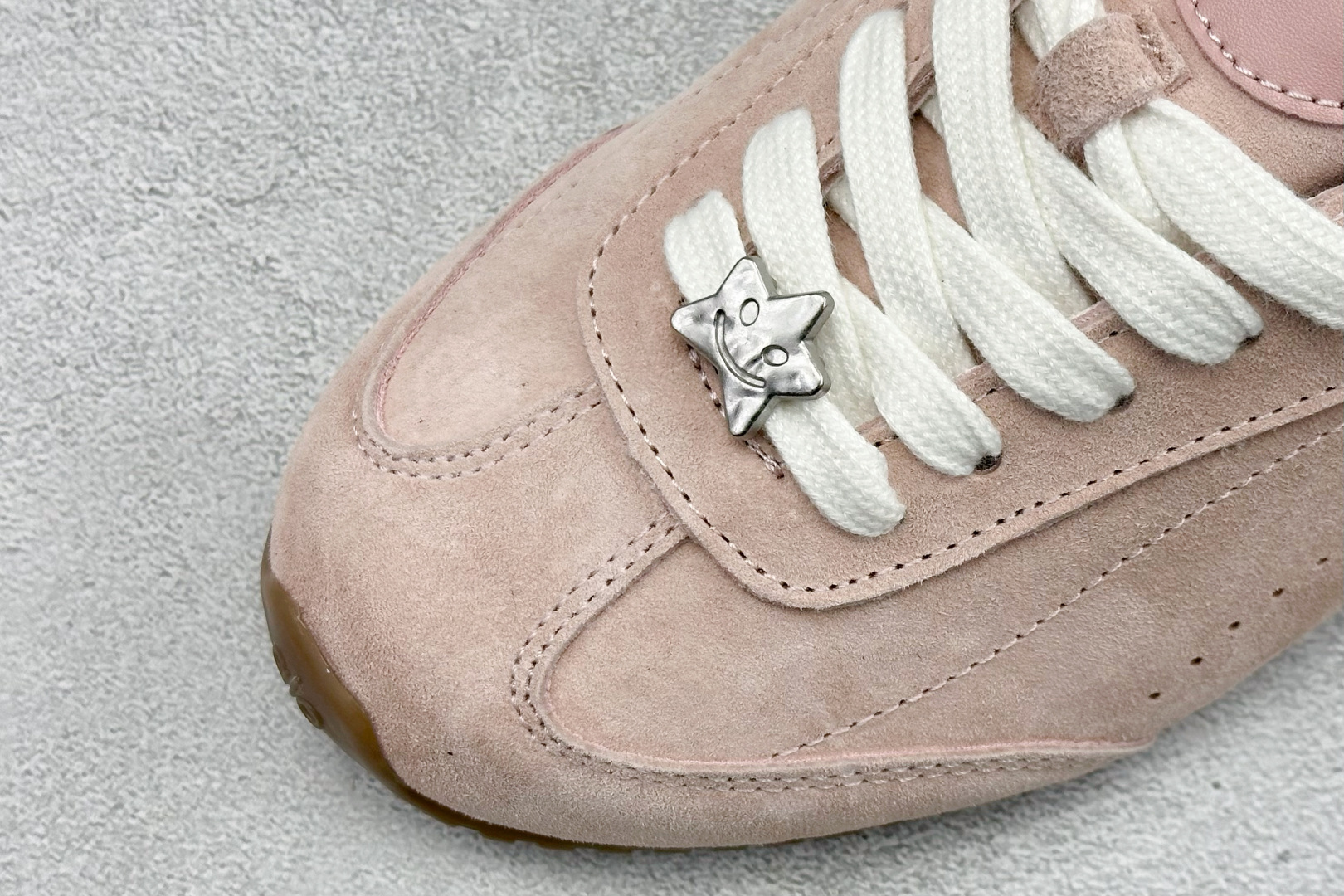 200 K版Alo Yoga Sunset Sneaker 徳训生活休闲鞋 A0947U-BLOOM