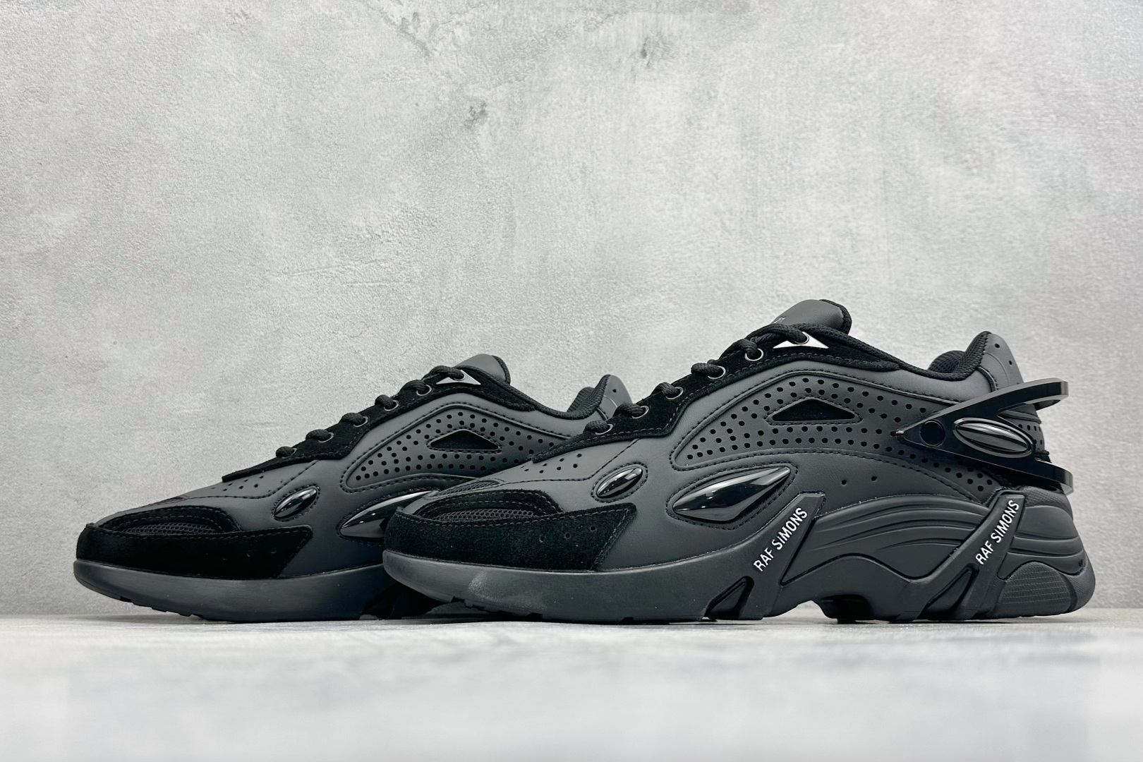 260 RAF SIMONS Cylon-21 织物皮革 圆头系带 低帮 生活休闲鞋 HR740003S