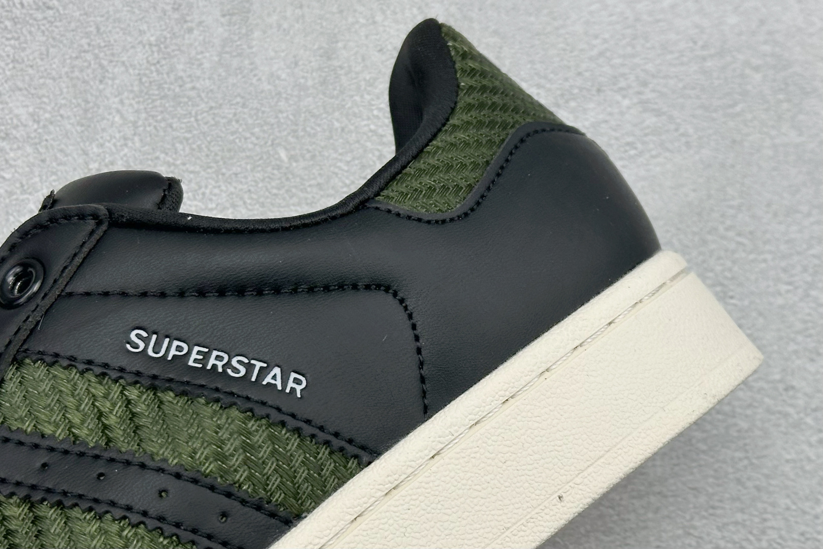 140 AdidOriginals Superstar II 贝壳头系列 阿迪达斯 低帮经典百搭休闲运动板鞋 JQ3182