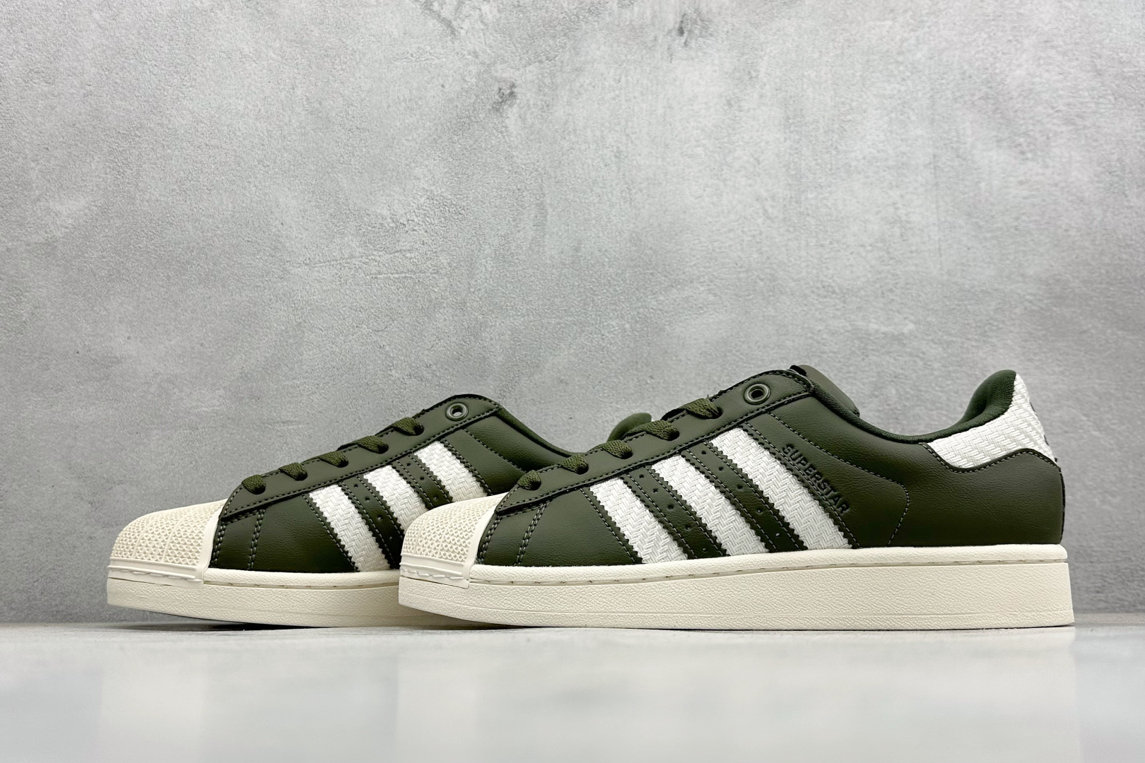 140 AdidOriginals Superstar II 贝壳头系列 阿迪达斯 低帮经典百搭休闲运动板鞋 JQ3181