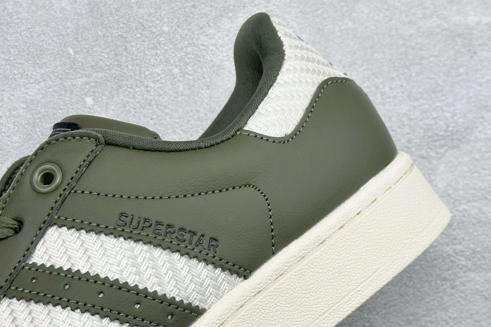 140 AdidOriginals Superstar II 贝壳头系列 阿迪达斯 低帮经典百搭休闲运动板鞋 JQ3181