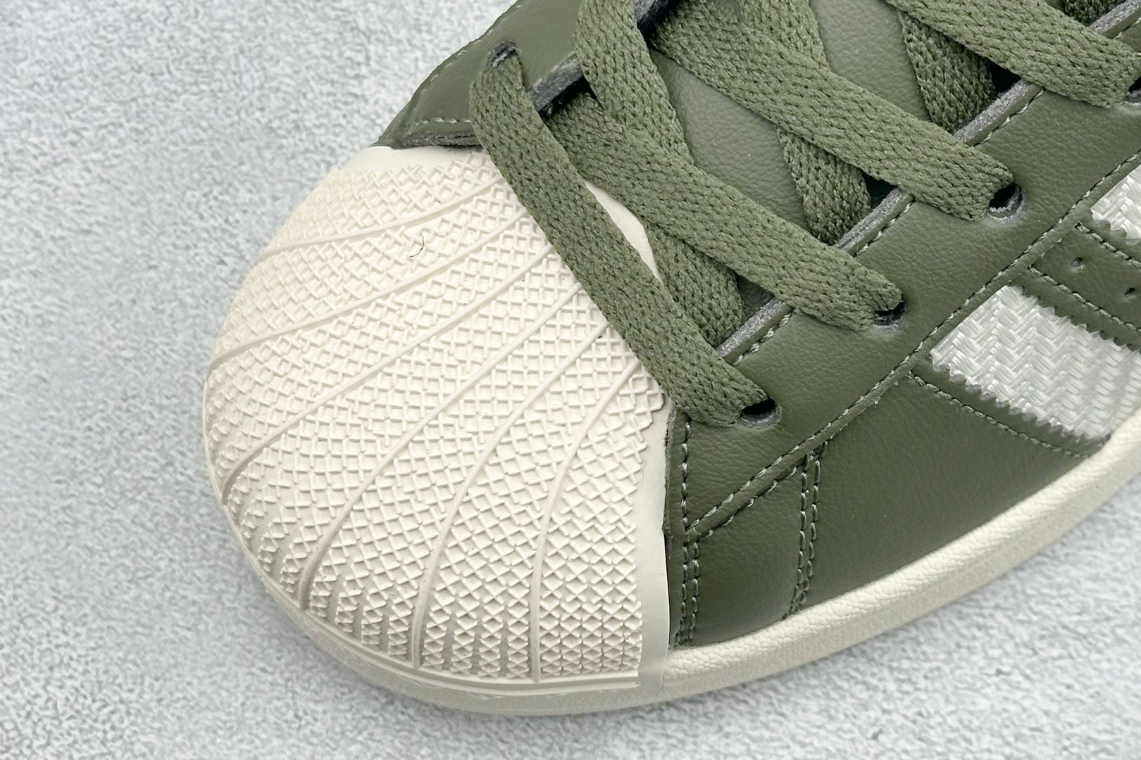 140 AdidOriginals Superstar II 贝壳头系列 阿迪达斯 低帮经典百搭休闲运动板鞋 JQ3181