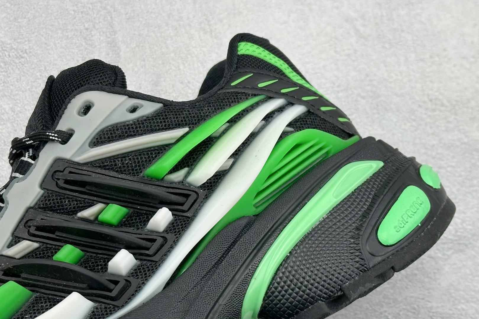 210 AD Adistar Jellyfish 联名款低帮复古风老爹鞋 JP9266