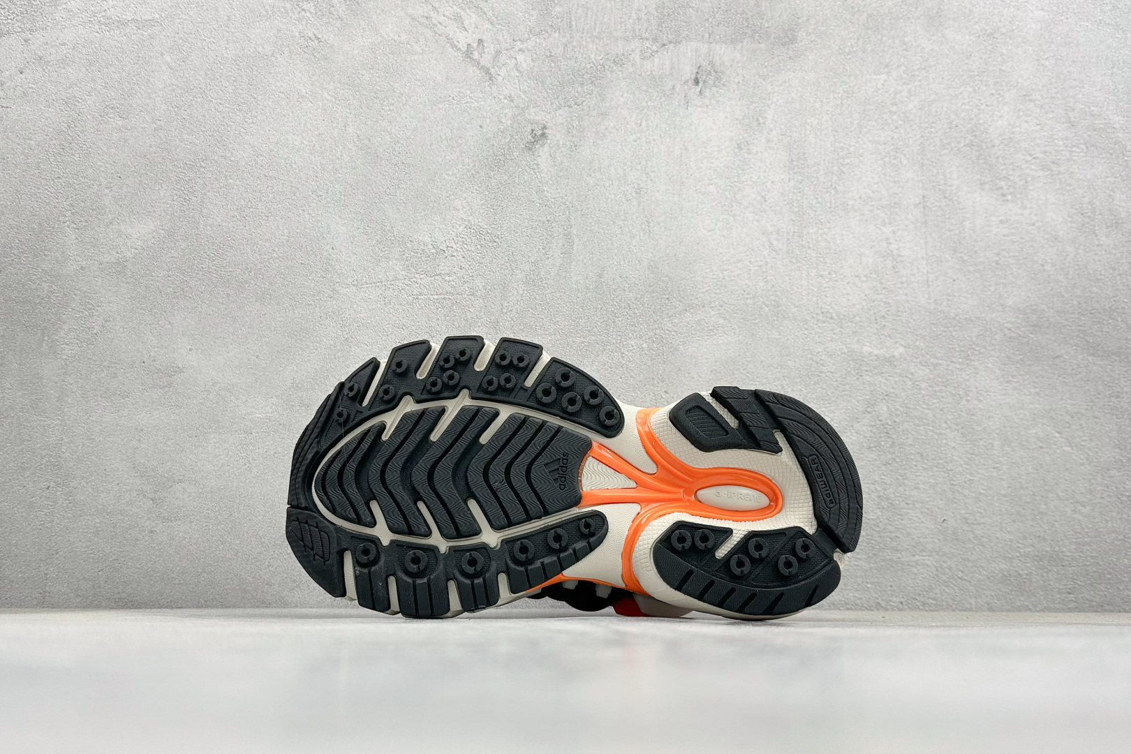 210 AD Adistar Jellyfish 联名款低帮复古风老爹鞋 JP9261