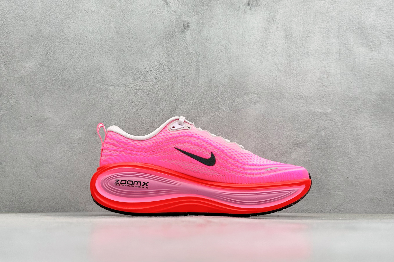 180 Nike Air Zoom Vomero Plus 耐克网面厚底气垫跑鞋 HV8154-604