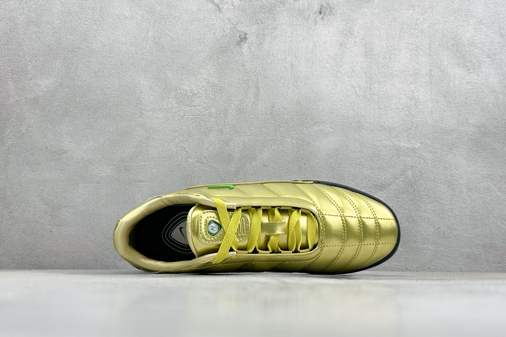 190 Nike T90 Shox Magia Sp 百搭舒适 耐磨气垫弹簧足球鞋 IM9326-008