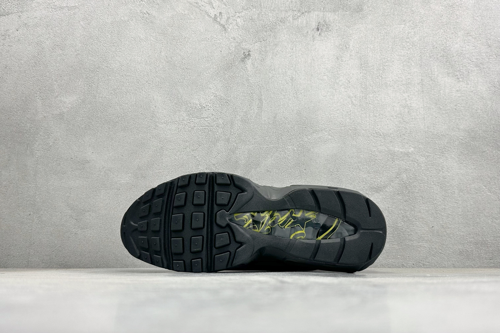 200 NK Air Max 95 SP 潮流百搭休闲气垫缓震慢跑鞋 FB2709-003