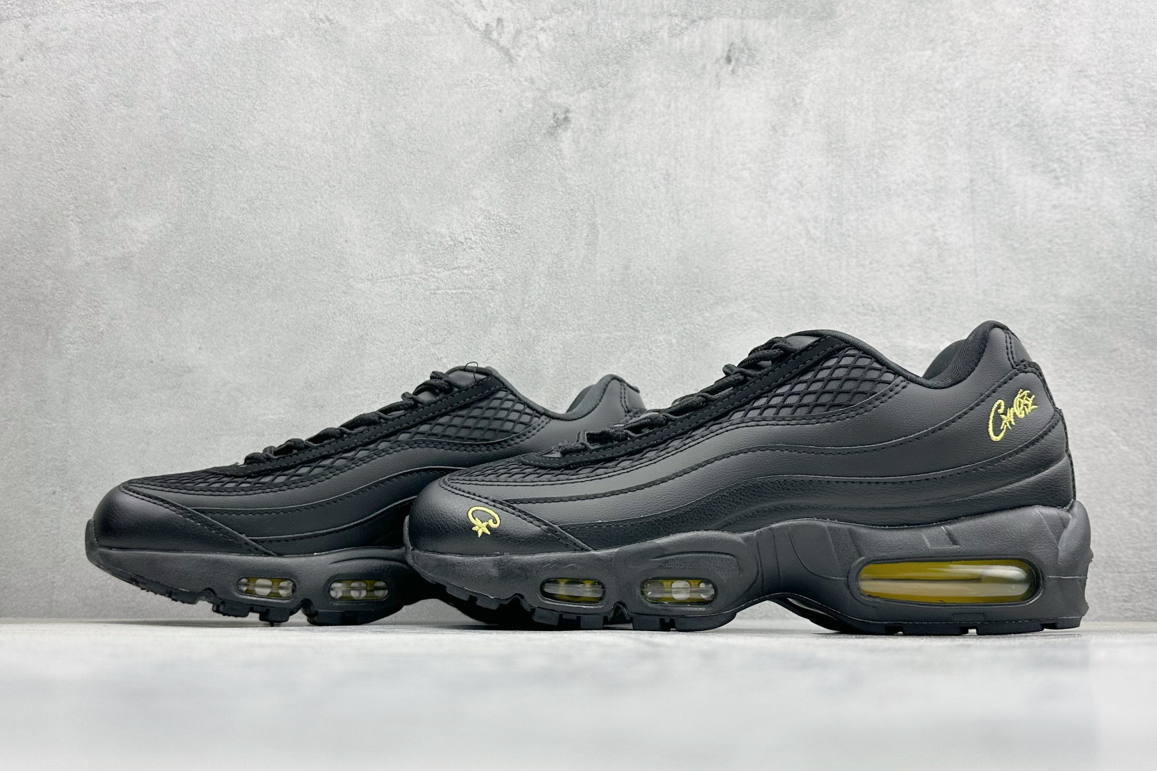 200 NK Air Max 95 SP 潮流百搭休闲气垫缓震慢跑鞋 FB2709-003