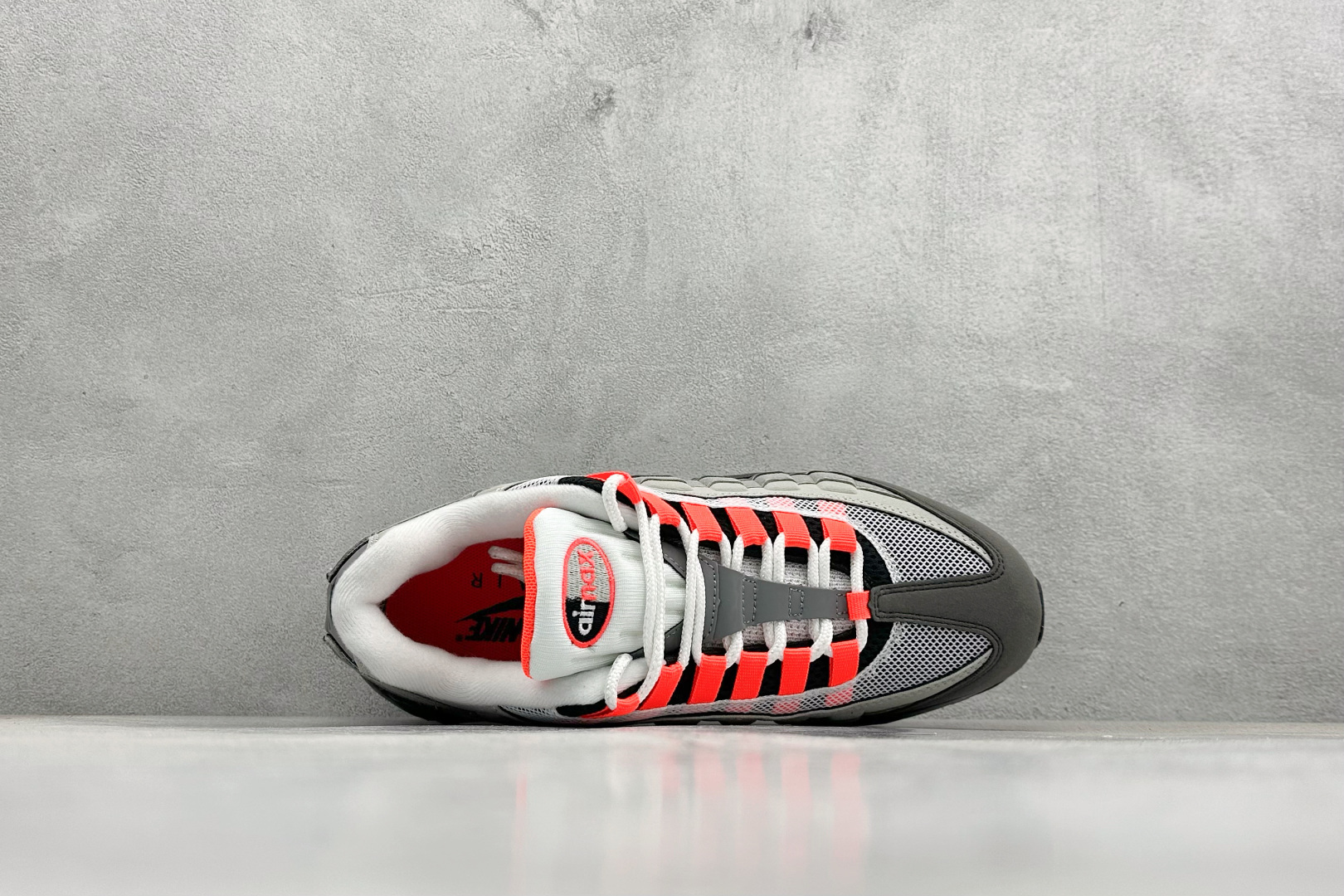 200 NK Air Max 95 SP 潮流百搭休闲气垫缓震慢跑鞋 AT2865-100