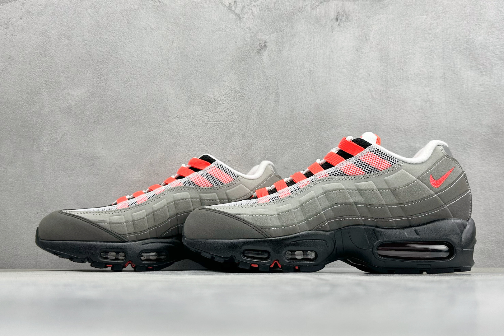 200 NK Air Max 95 SP 潮流百搭休闲气垫缓震慢跑鞋 AT2865-100