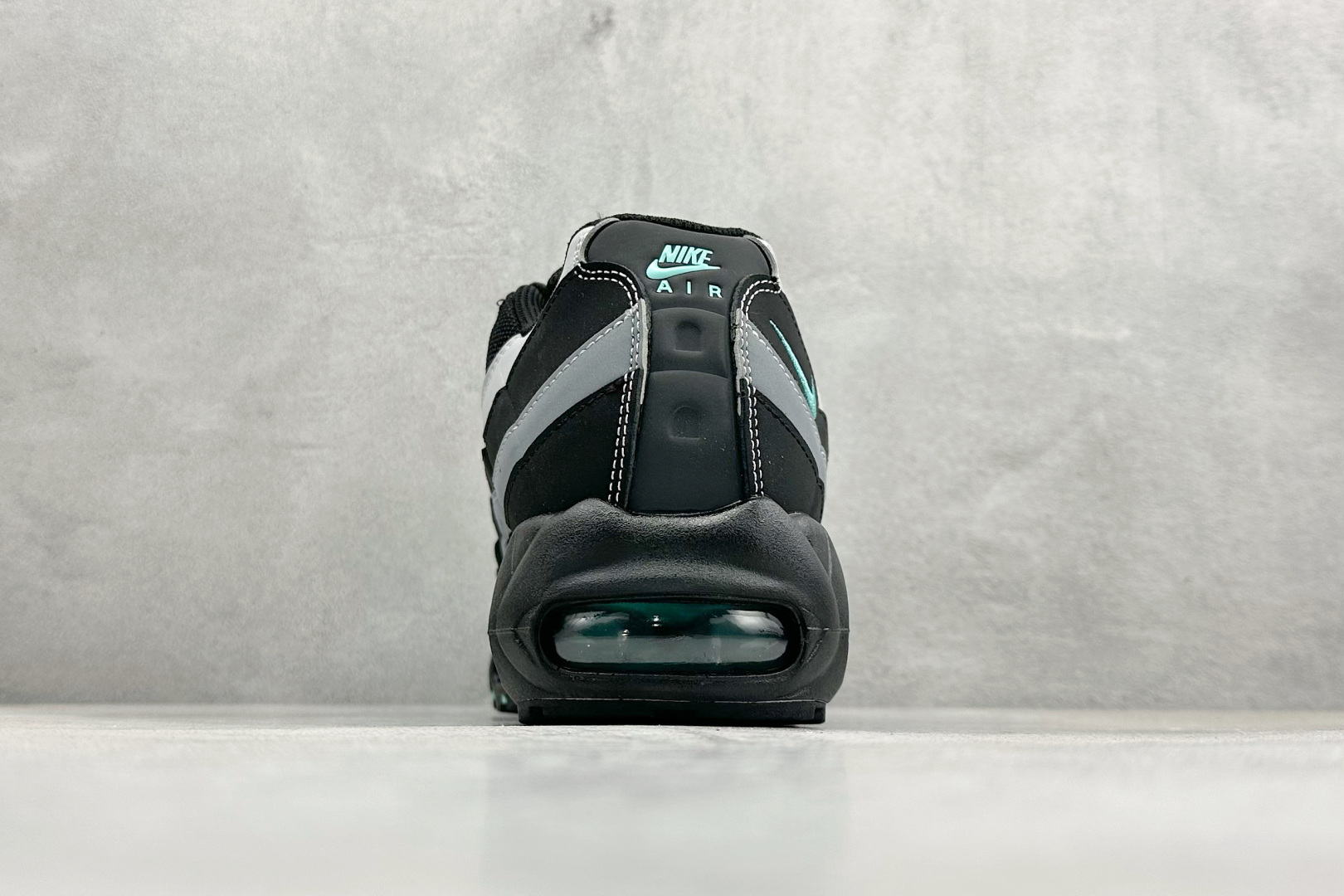 200 NK Air Max 95 SP 潮流百搭休闲气垫缓震慢跑鞋 IB2871-002