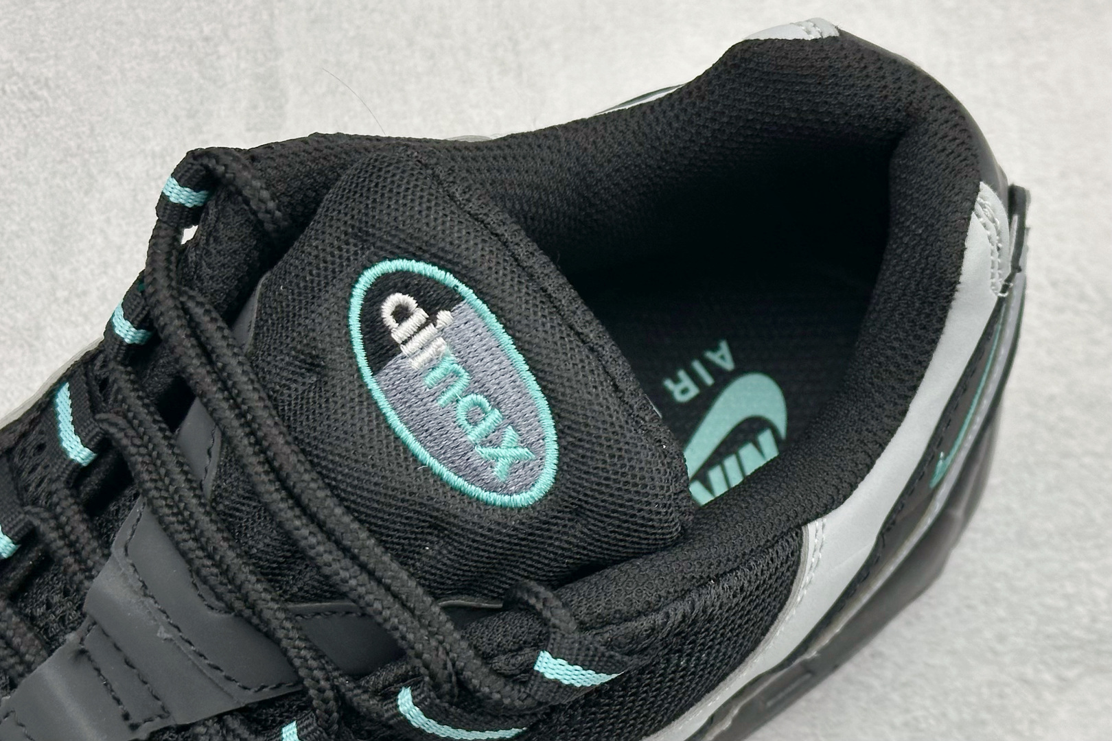 200 NK Air Max 95 SP 潮流百搭休闲气垫缓震慢跑鞋 IB2871-002