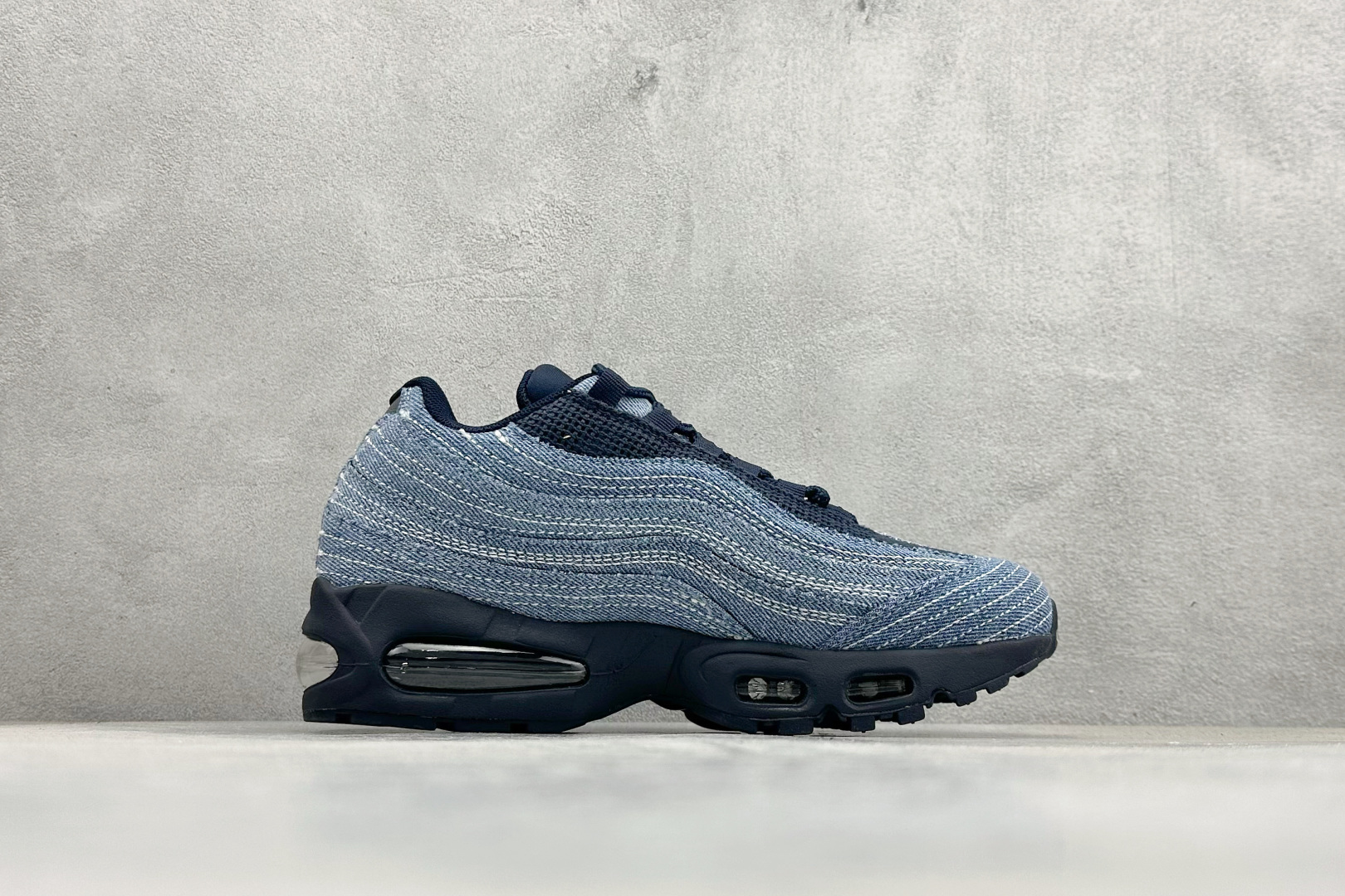 NK Air Max 95 SP 潮流百搭休闲气垫缓震慢跑鞋 HM4743-400