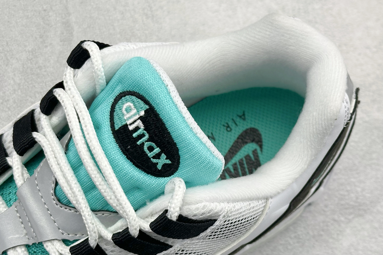 200 NK Air Max 95 SP 潮流百搭休闲气垫缓震慢跑鞋 IM7409-100