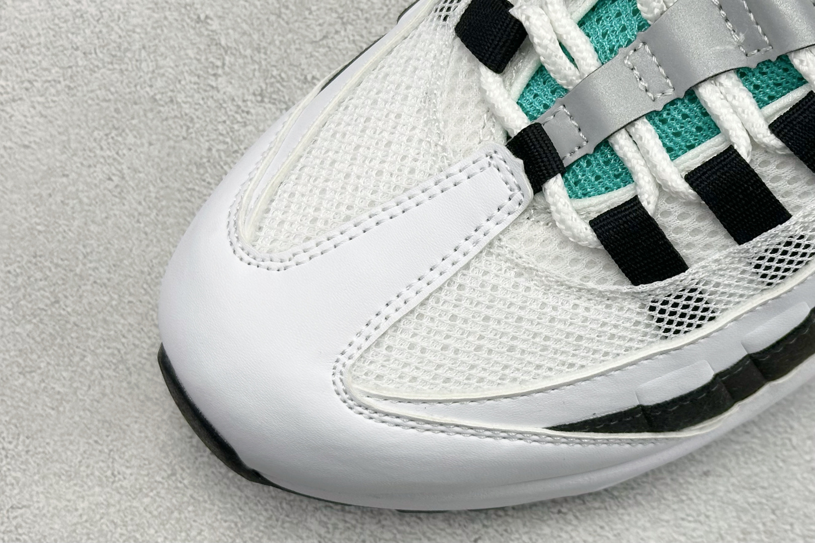 200 NK Air Max 95 SP 潮流百搭休闲气垫缓震慢跑鞋 IM7409-100