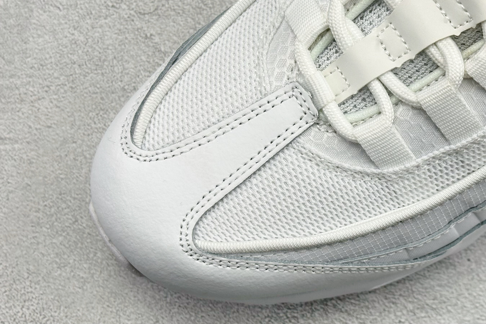 200 NK Air Max 95 SP 潮流百搭休闲气垫缓震慢跑鞋 CT1268-100