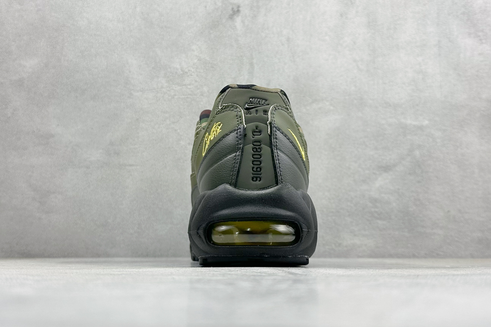 200 NK Air Max 95 SP 潮流百搭休闲气垫缓震慢跑鞋 FB2709-300