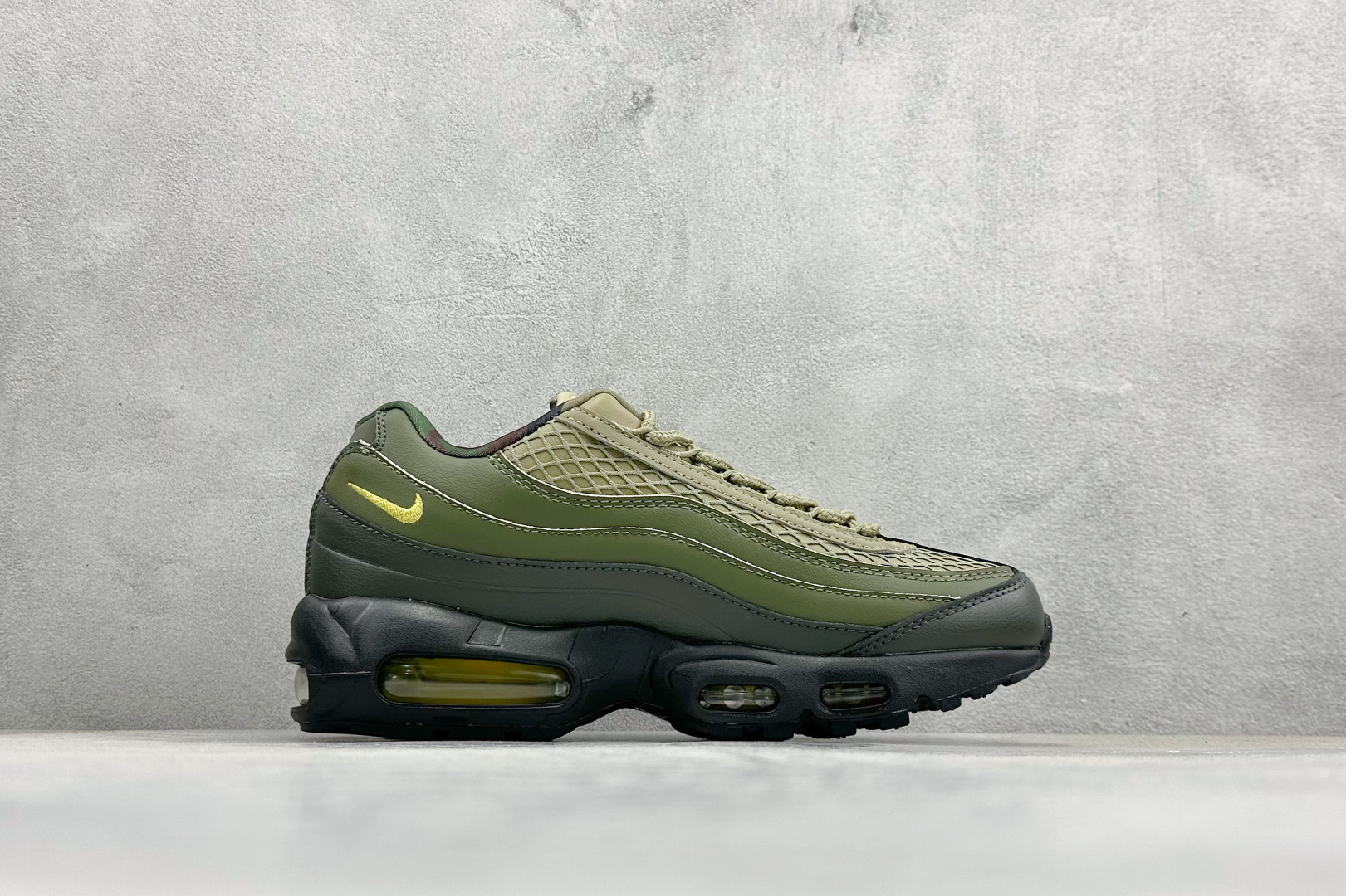 200 NK Air Max 95 SP 潮流百搭休闲气垫缓震慢跑鞋 FB2709-300