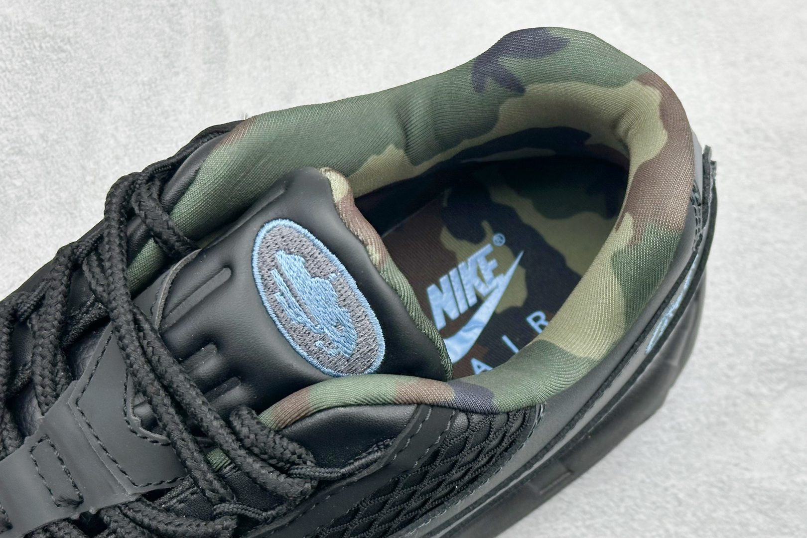 200 NK Air Max 95 SP 潮流百搭休闲气垫缓震慢跑鞋 FB2709-002