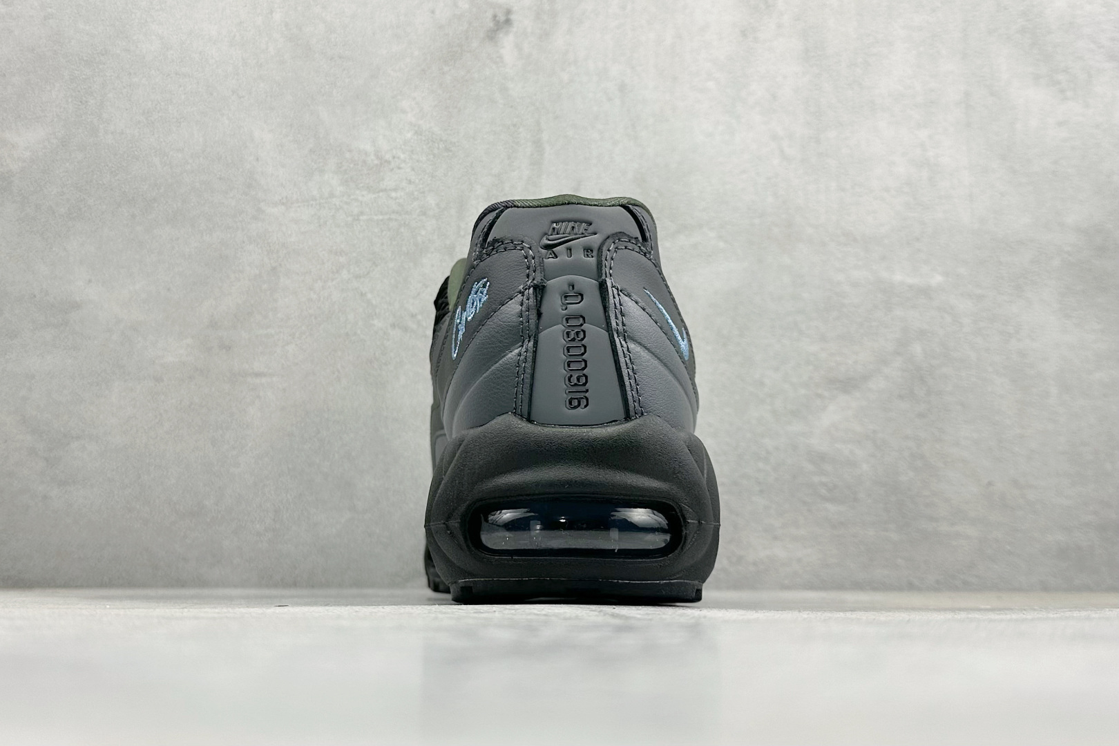 200 NK Air Max 95 SP 潮流百搭休闲气垫缓震慢跑鞋 FB2709-002