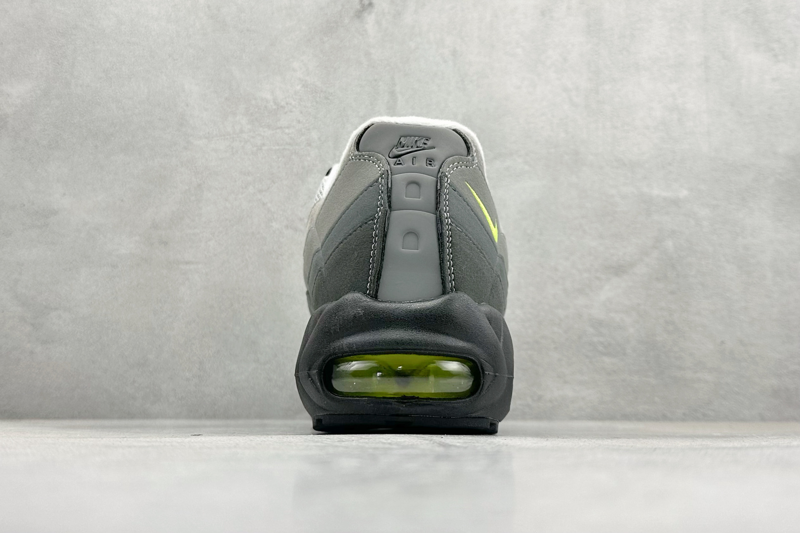 200 NK Air Max 95 SP 潮流百搭休闲气垫缓震慢跑鞋 CT1689-001