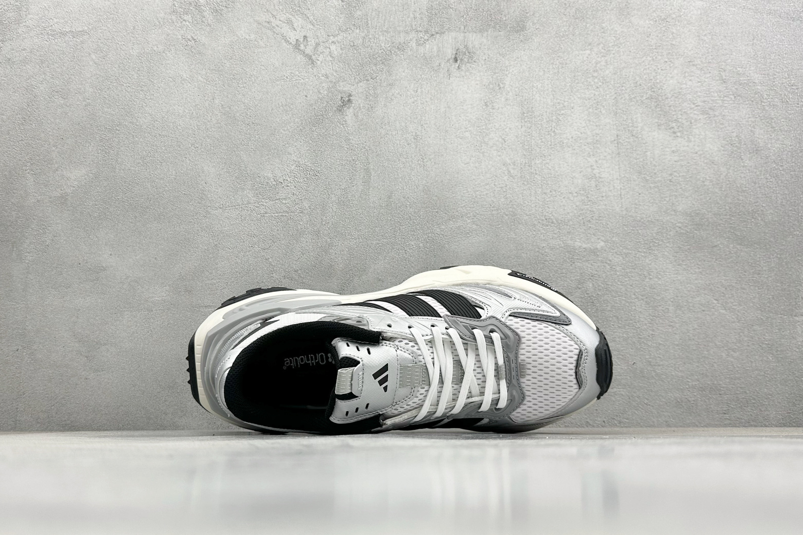 200 XS版AdidXLG StoEdge 阿迪复古透气休闲老爹鞋 JS0059