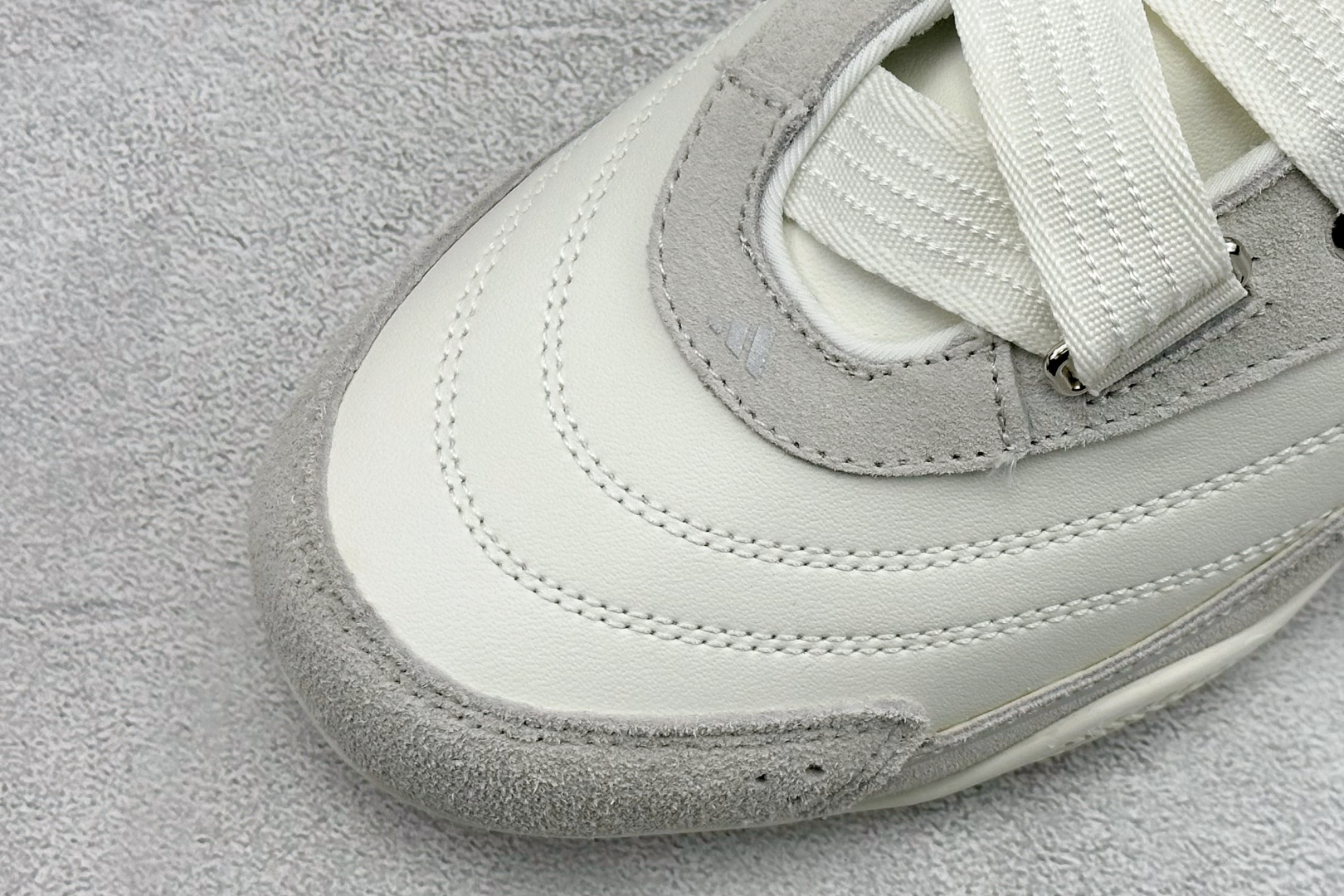 180 XL版AD Urban Reverie 魔术贴城市芭蕾风薄底休闲鞋 JQ9390