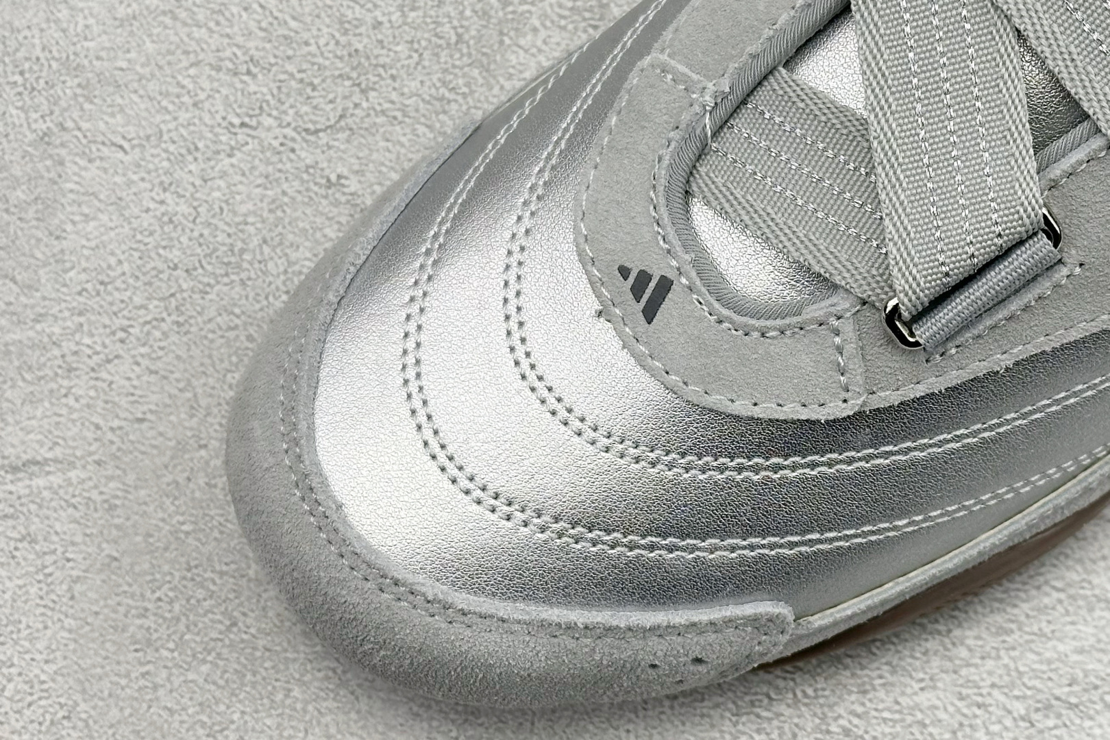 180 XL版AD Urban Reverie 魔术贴城市芭蕾风薄底休闲鞋 JQ9392