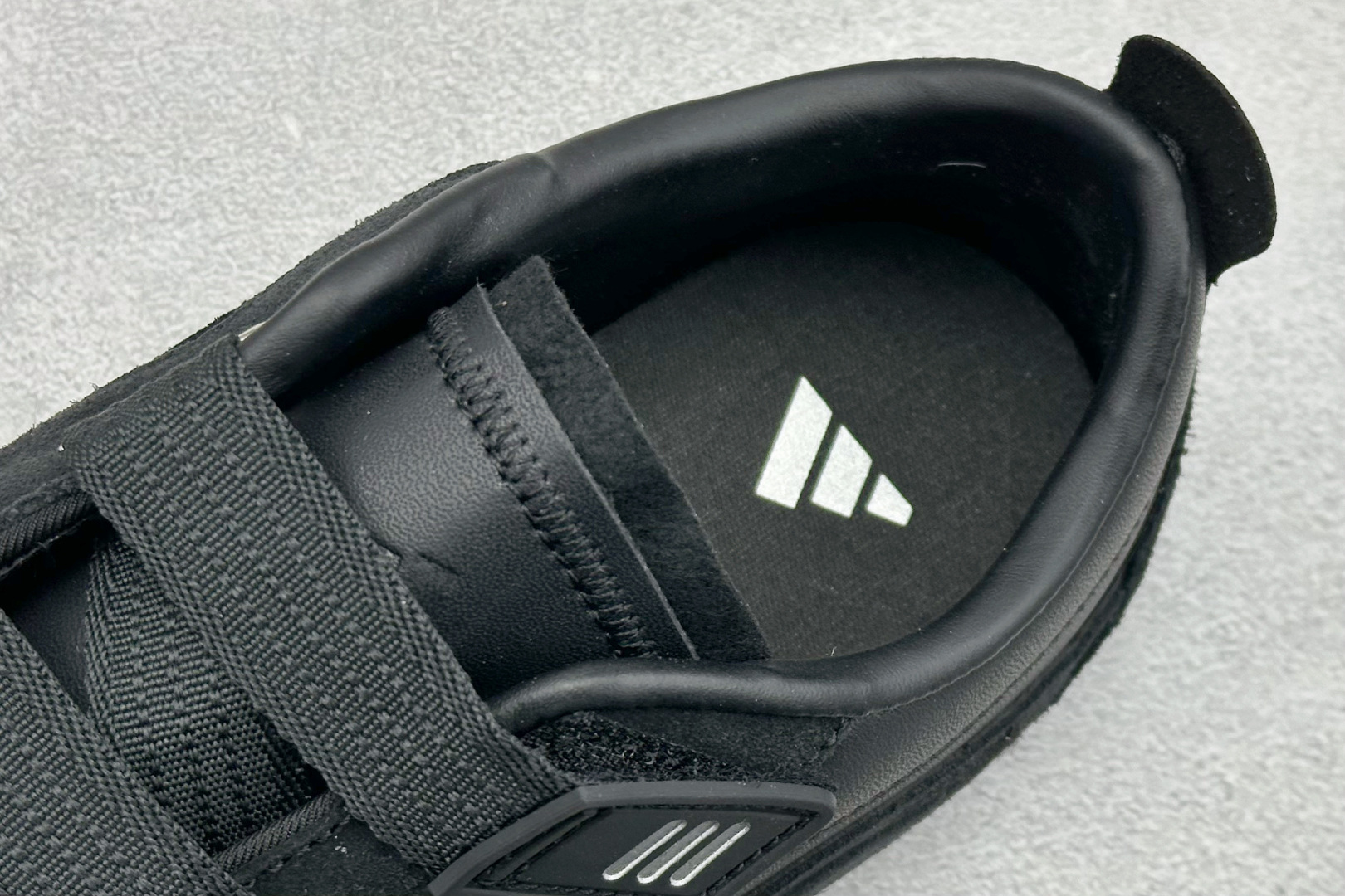 180 XL版AD Urban Reverie 魔术贴城市芭蕾风薄底休闲鞋 JQ9388