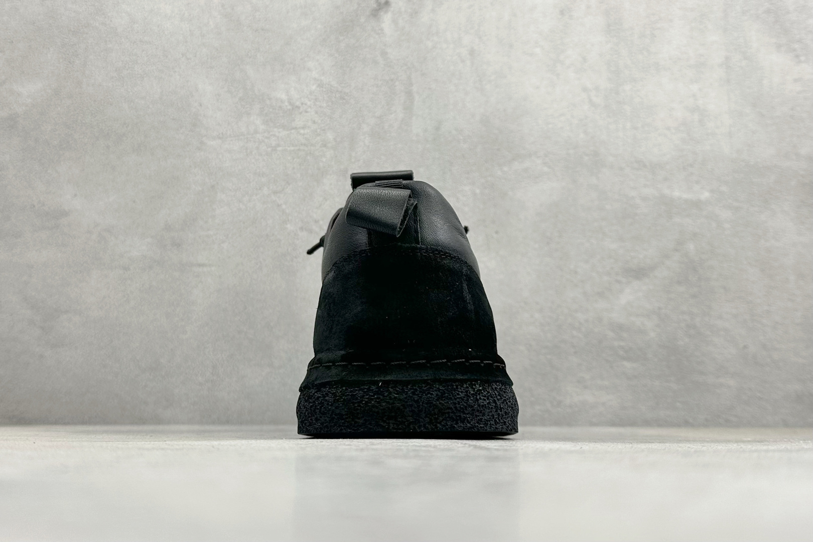 300 Ecco 爱步2022秋冬新款皮面休闲防滑平底鞋 958836-01001