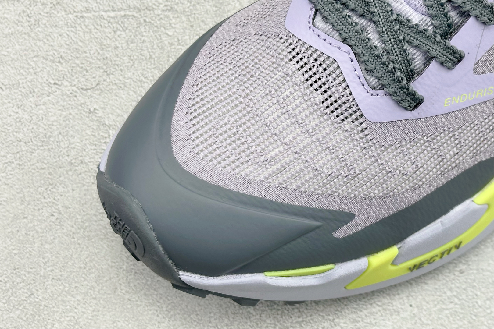 180 北面 M VECTIV ENDURIS 4 圆头系带减震耐磨低帮徒步鞋 NS97R04B