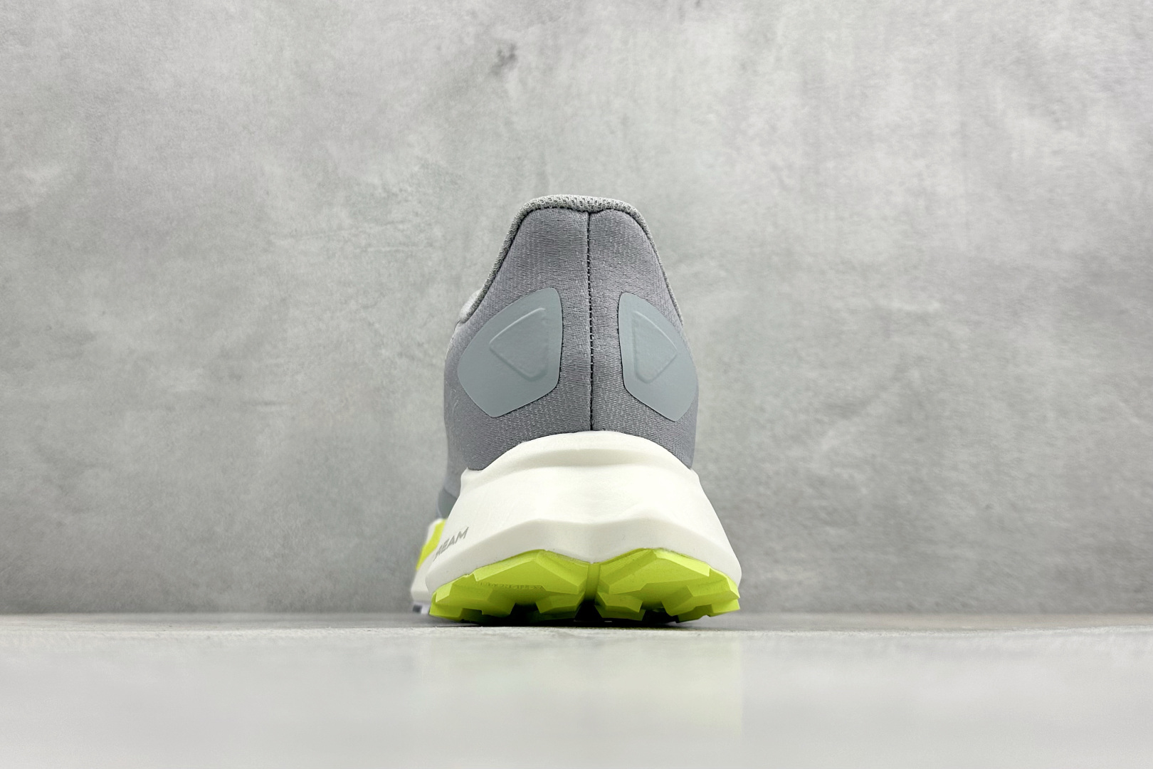 180 北面 M VECTIV ENDURIS 4 圆头系带减震耐磨低帮徒步鞋 NS97R03A