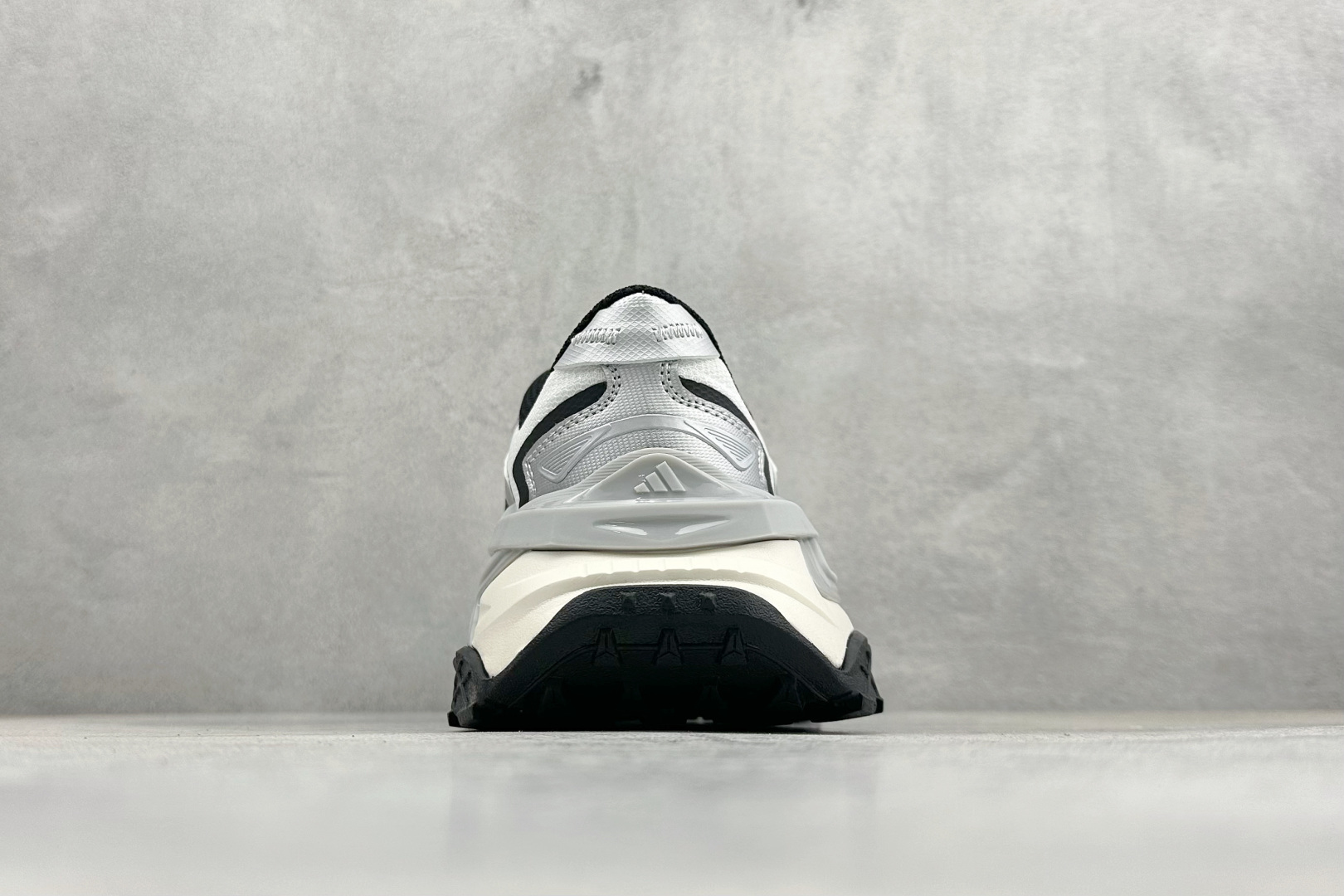 200 AdidXLG STOEDGE 舒适百搭减震耐磨透气老爹鞋 JS0059