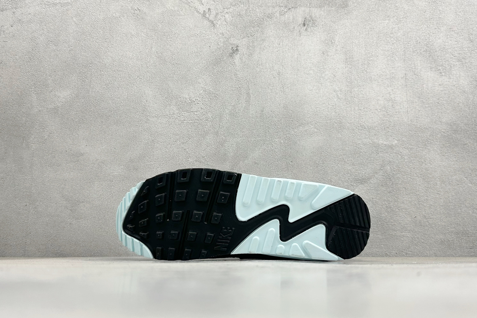 180 NK Air MAX 90 气垫复古减震跑步鞋 DM0029-009-Chinese UA Cheap High Quatity Brand Clothes Bags handbags Sneakers wholesale wholesaler seller from China Factory suppliers Fashion Clothing Shoes best Quality Beautiful Price 180 NK Air MAX 90 气垫复古减震跑步鞋 DM0029-009