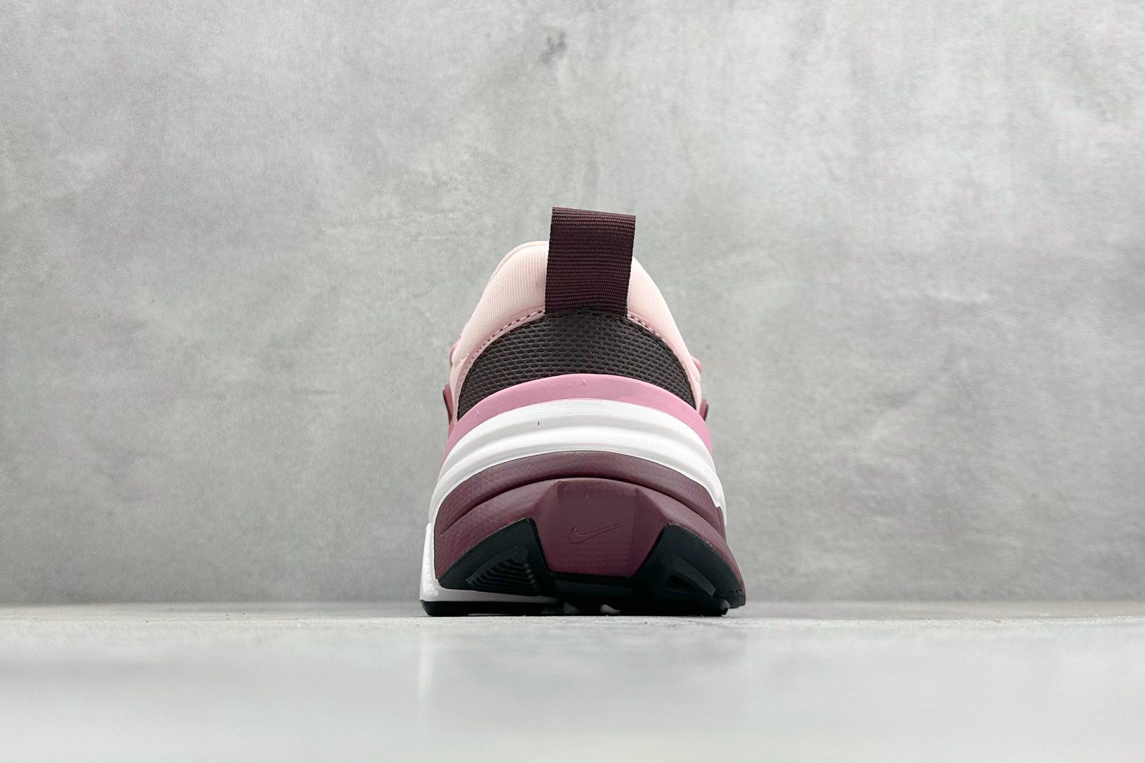 180 Nike V2K Run 减震防滑复古低帮跑步鞋 FN0738-106-Chinese UA Cheap High Quatity Brand Clothes Bags handbags Sneakers wholesale wholesaler seller from China Factory suppliers Fashion Clothing Shoes best Quality Beautiful Price 180 Nike V2K Run 减震防滑复古低帮跑步鞋 FN0738-106