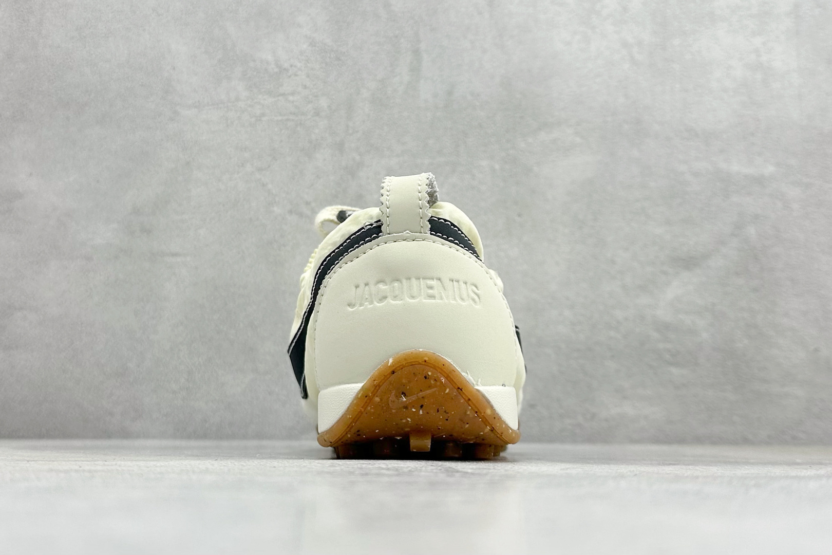 💰NK Moon Shoe x Jacquemus 联名尼龙复古柔软舒适薄底休闲鞋欧美‍走秀‍‍款英伦复