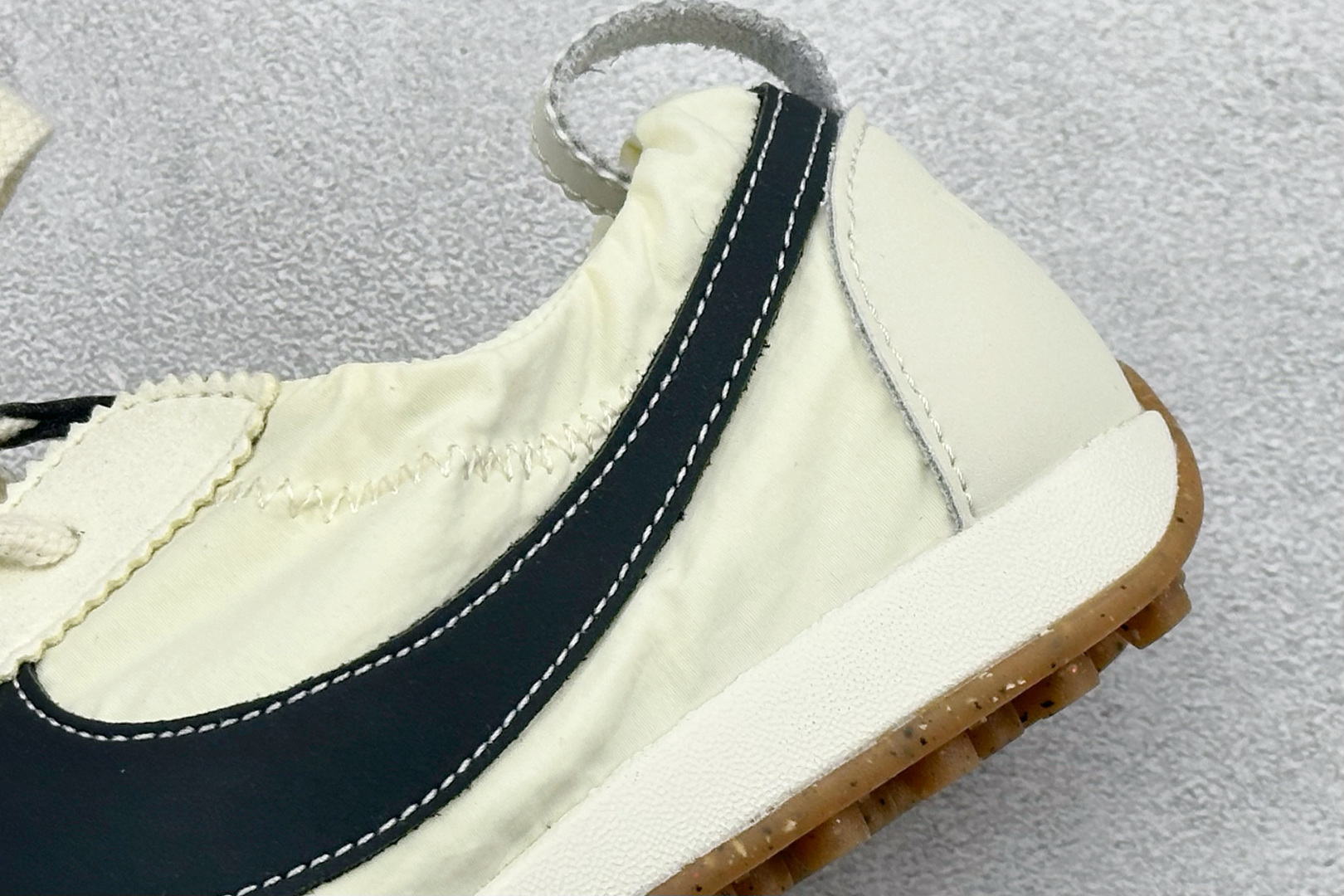 💰NK Moon Shoe x Jacquemus 联名尼龙复古柔软舒适薄底休闲鞋欧美‍走秀‍‍款英伦复